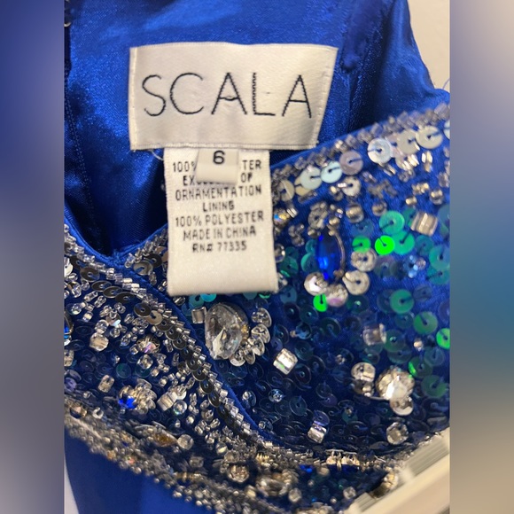Scala sapphire blue prom dress- size 6 - Picture 5 of 6